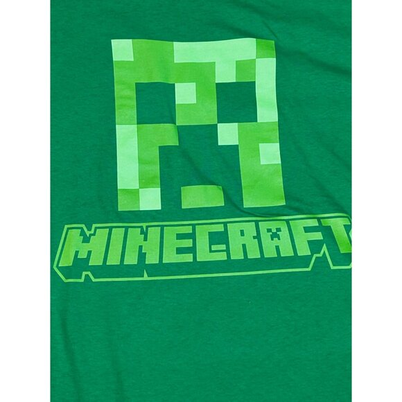 (5 for $25) Minecraft Creeper Graphic Tee in Green Size Large - Picture 4 of 4